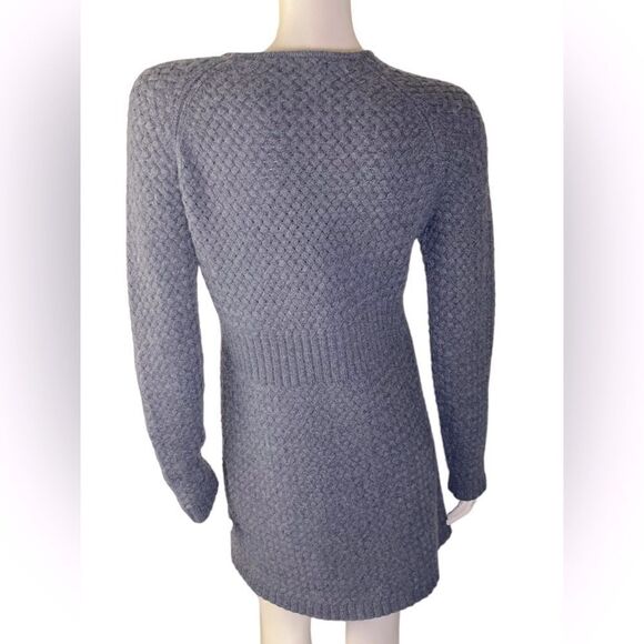 Spectacular Sutton Cashmere Gray Car Coat in Like New Condition Size Medium - Picture 7 of 9